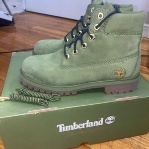 Green Limited Edition Dj Kaled Timberlands.
